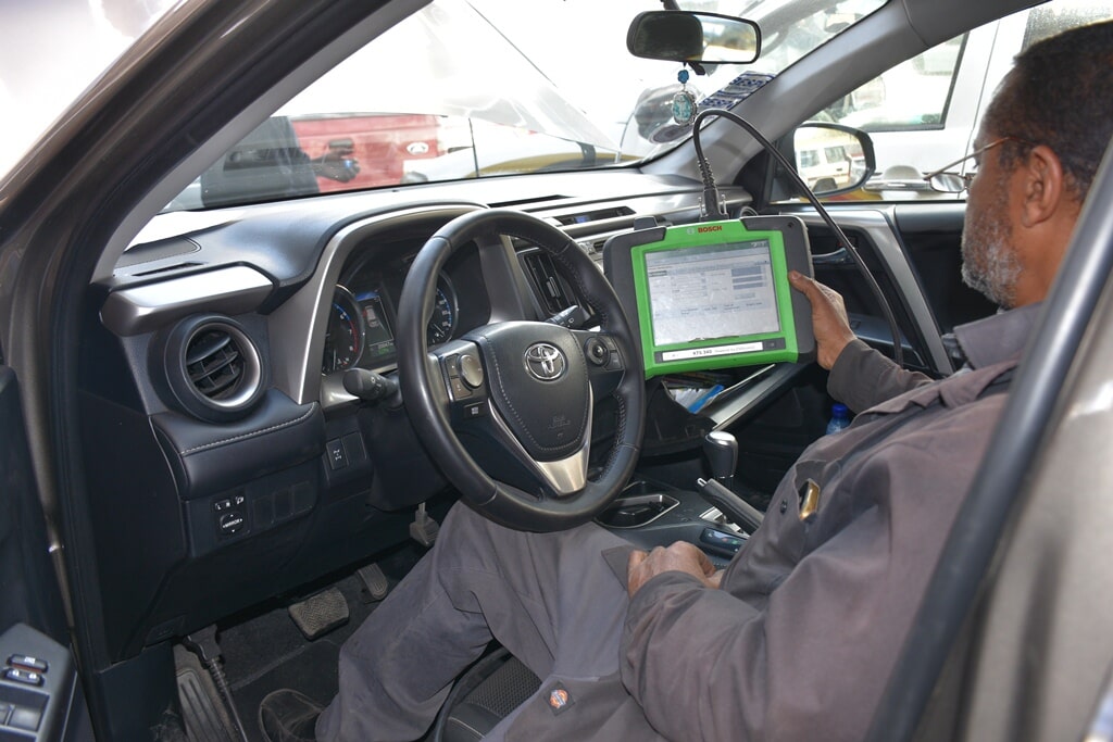 Vehicle diagnostic equipment in the cabin